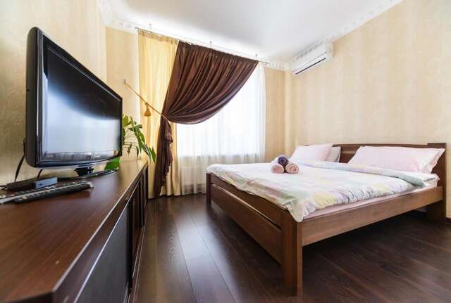 Апартаменты Apartment on Bogatyrska street 6a Киев-6